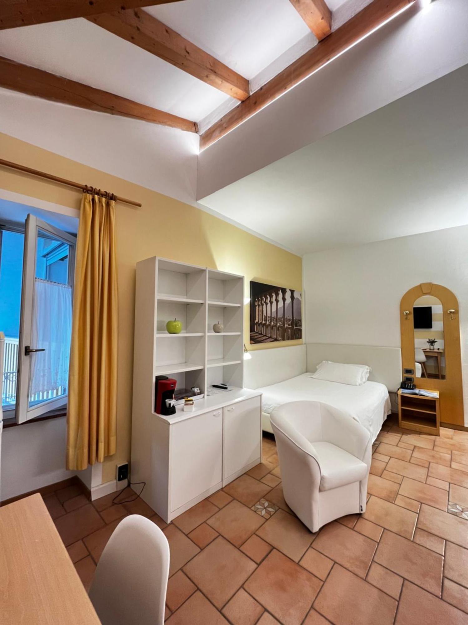 Manci Apartments By Hotel America Trento Eksteriør bilde